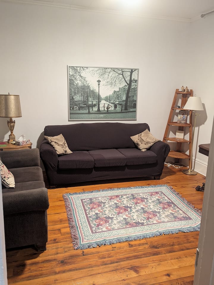 A Charming 3 Bedroom City Home -Thousand Islands - Brockville