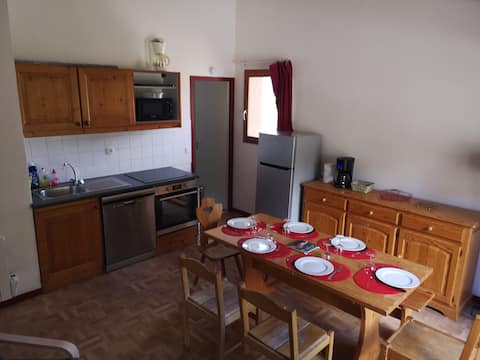 Successful Airbnb property: 54m2 Duplex for 8 adults in Modane
