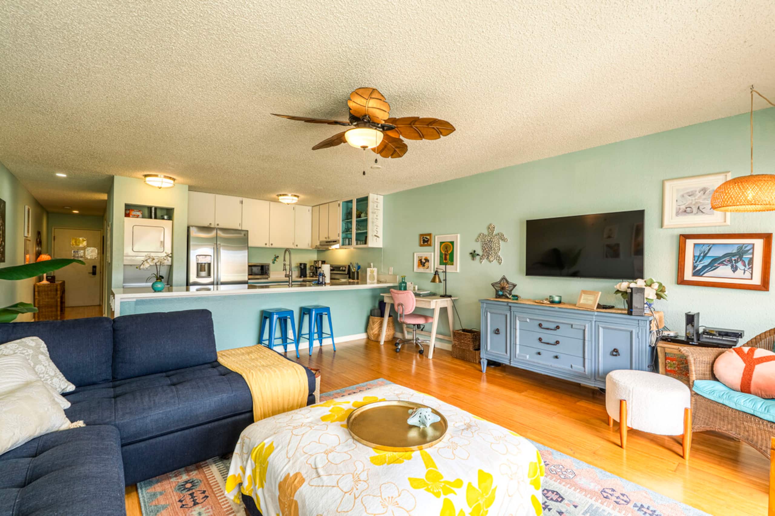 Condo in Kailua-Kona · ★4.92 · 1 bedroom · 1 bed · 1 bath - Image 8