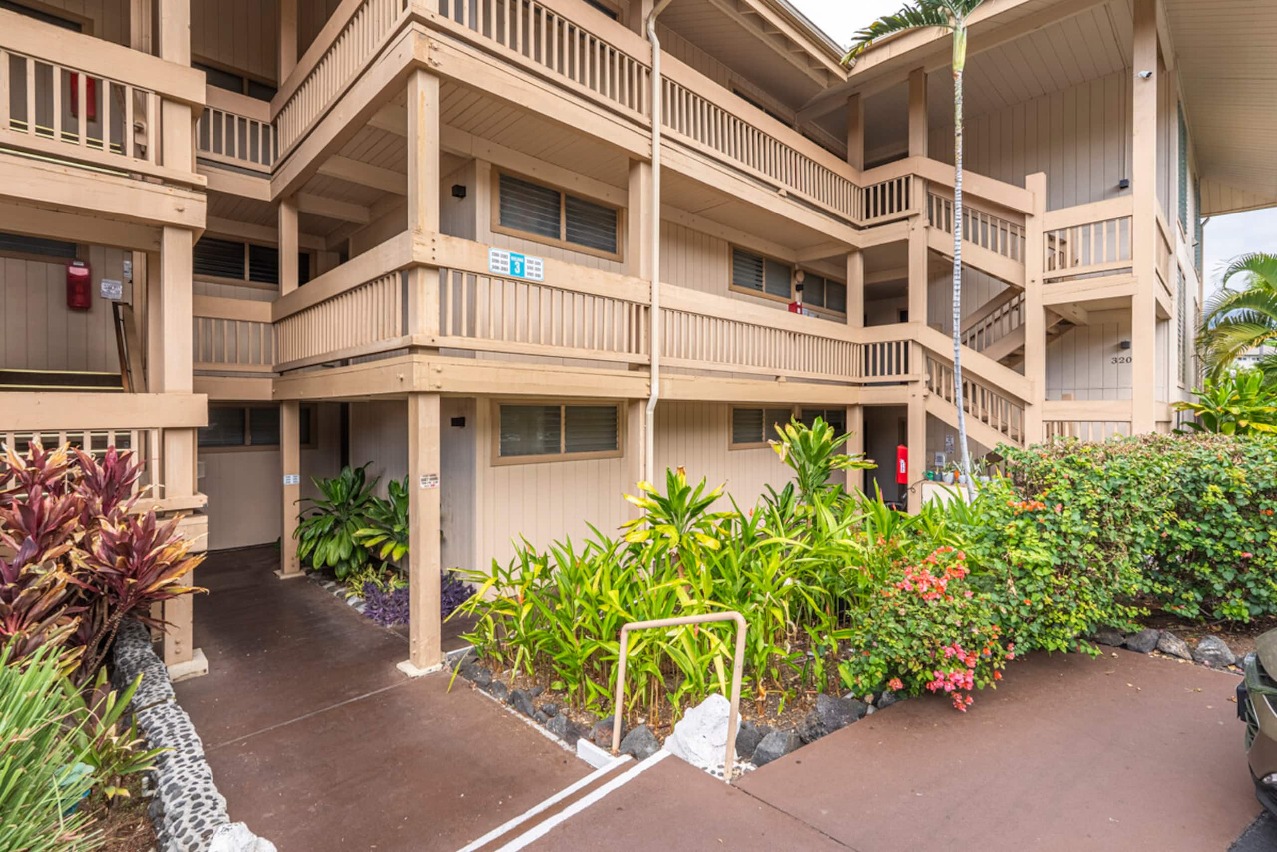 Condo in Kailua-Kona · ★4.92 · 1 bedroom · 1 bed · 1 bath - Image 35