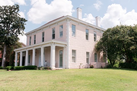 Experience Civil War History from a Luxury Mansion