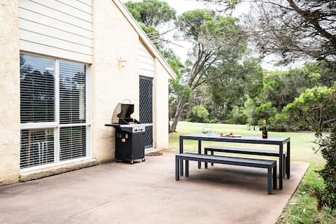 Bells Beach - Pet Friendly Cottage