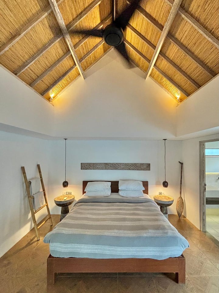 床尺寸为180x200（米） 
如果您需要2张单人床，请选择Loft 3或Loft 5