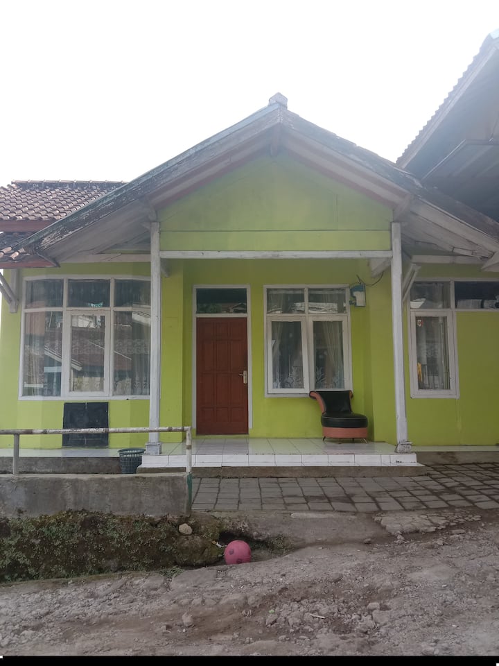 Home Stay Kindy (Ciwidey) - Ciwidey