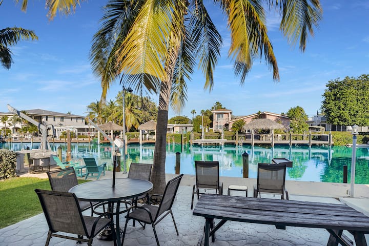 Keys Retreat, Dock, King Bed, Cabana Club, Pool. - Curry Hammock State Park, Marathon