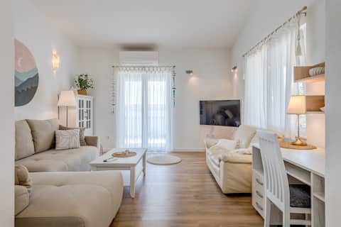 Successful Airbnb property: Panoramic Sea View Apartment with Spacious Terrace in Mimice