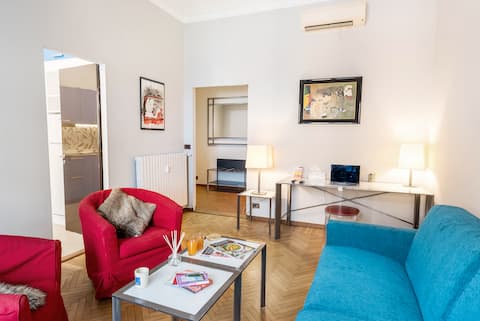 Annuncio Airbnb popolare: In the heart of Milan: between Brera and Via Spiga a Milano