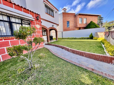 Beautiful Mexican house Tequis Centro 24 people