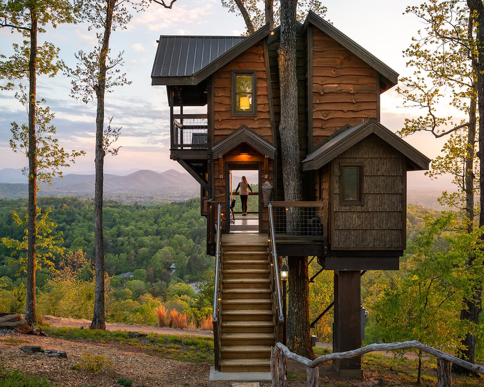 Sanctuary, a treehouse with Blue Ridge sunsets, Asheville, North Carolina, USA, photo 8 of 10