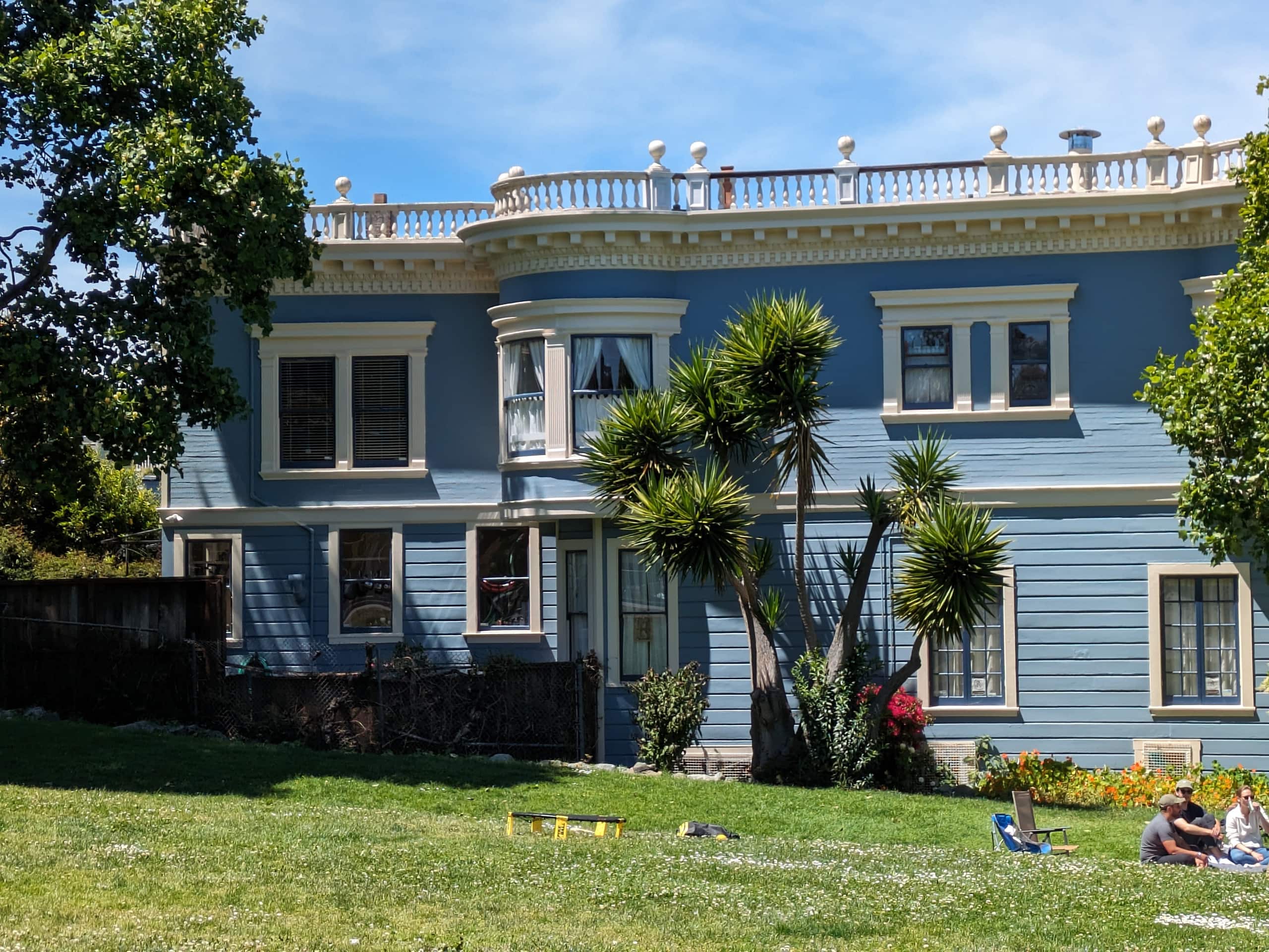 Home in San Francisco · ★4.98 · 1 bedroom · 2 beds · 1 bath - Image 12