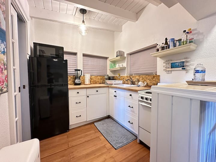 South Miami Cottage - University of Miami, Coral Gables