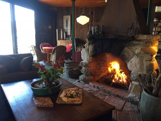 Oxley Boatshed . A Classic Hawkesbury Boatshed gallery image 3