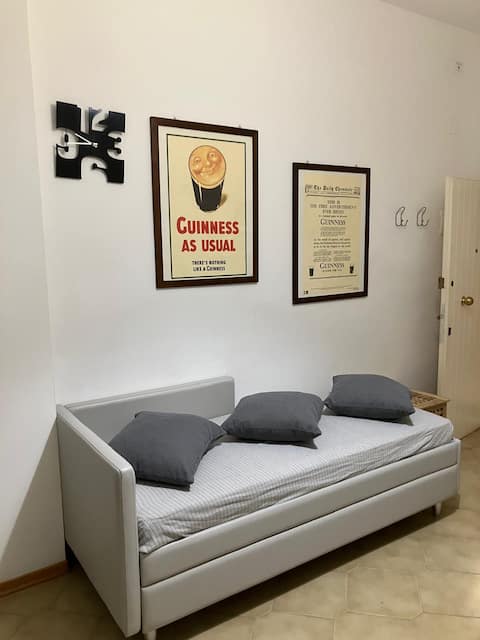 Popular Airbnb listing: Levante Marina Centro Mare Apartment in Rimini