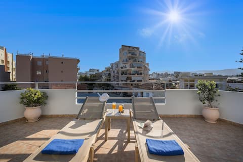 Dream Holidays-City Apartment-50m from Sandy Beach