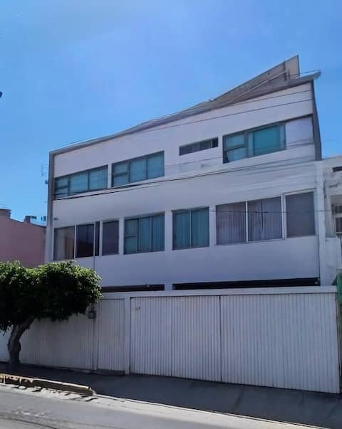 House LOS RIVAS, AA, ample, comfortable, located