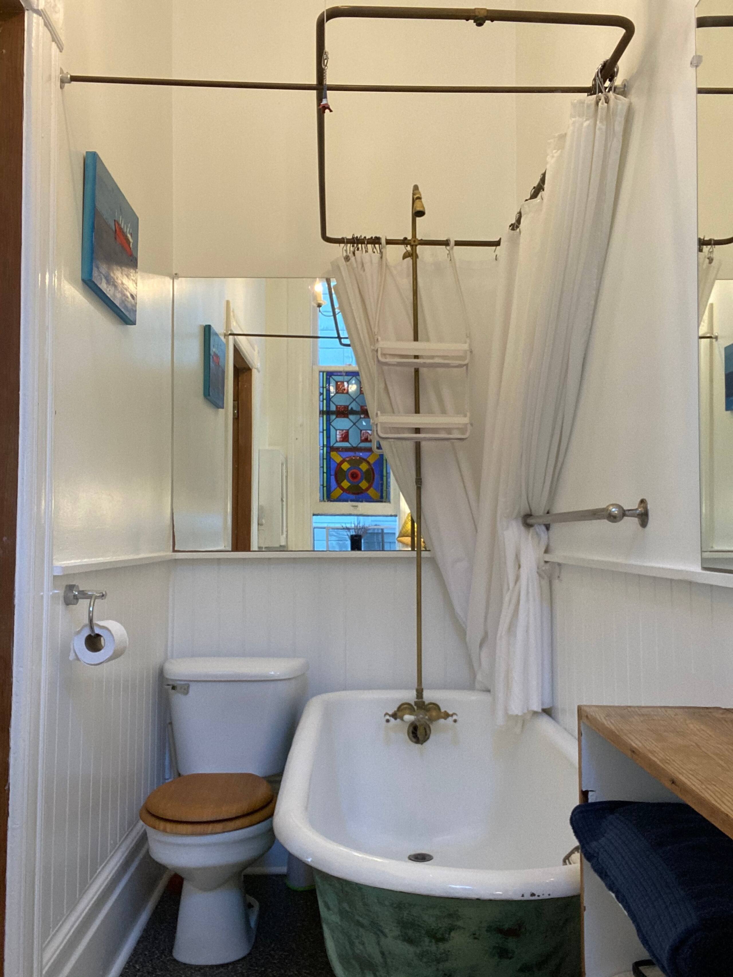 Home in San Francisco · ★4.98 · 1 bedroom · 1 bed · 1 bath - Image 27