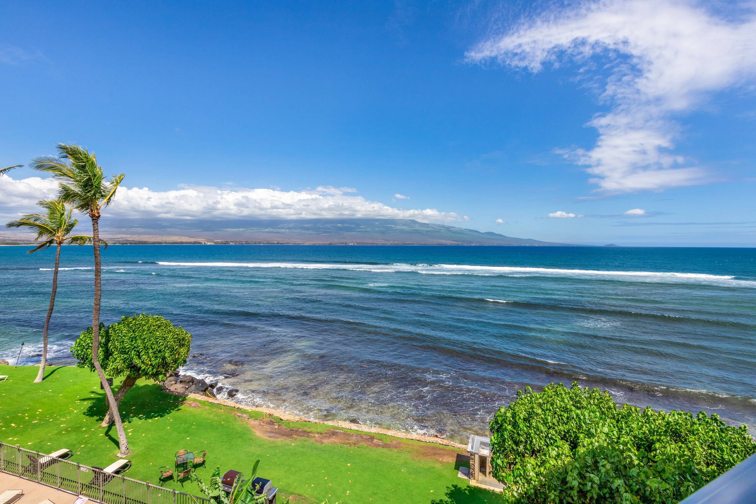 Condo in Wailuku · ★4.83 · 2 bedrooms · 2 beds · 2 baths - Image 48