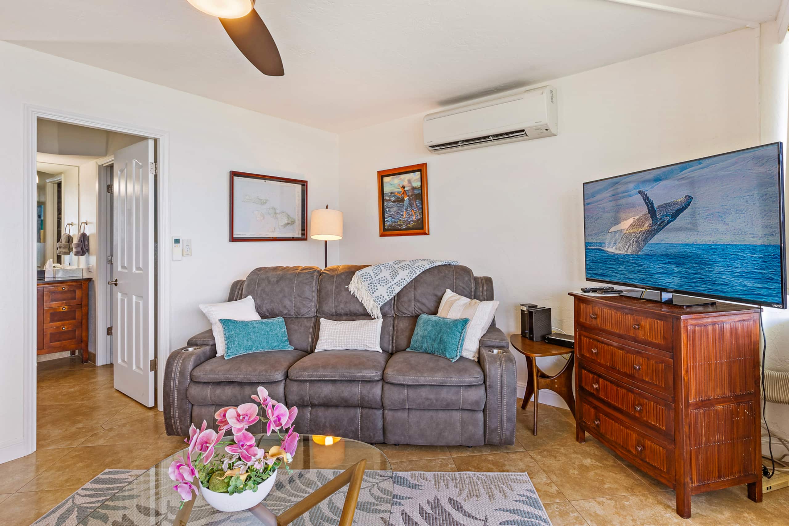 Condo in Wailuku · ★4.83 · 2 bedrooms · 2 beds · 2 baths - Image 3