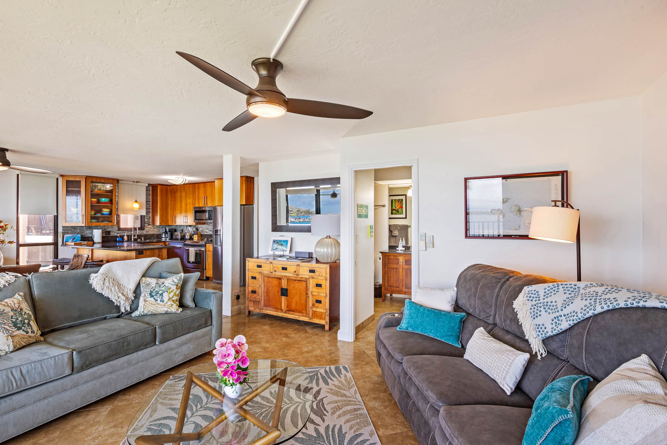 Condo in Wailuku · ★4.83 · 2 bedrooms · 2 beds · 2 baths - Image 5