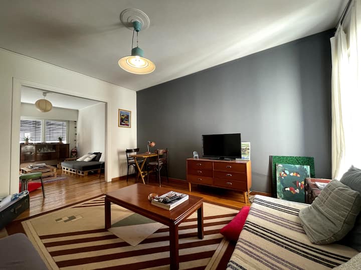 Sunny Flat In The Heart Of Athens - アテネ