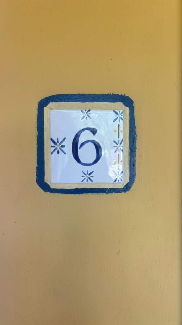 Schlafzimmer 6