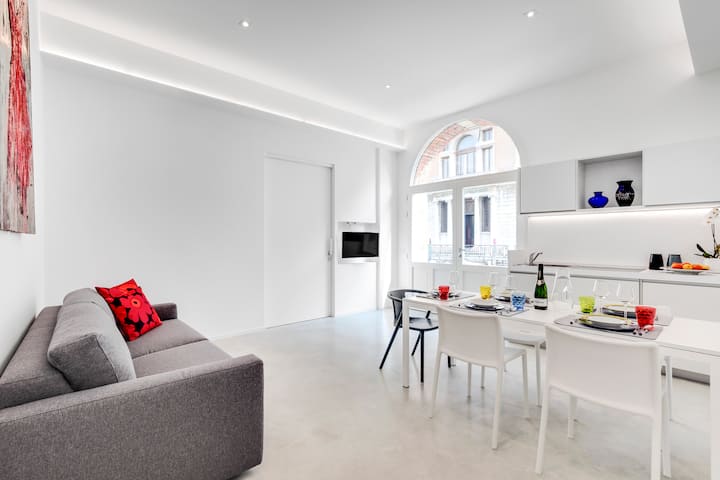 Stunning Luxury Loft, With Private Terrace On Canal - Veneza