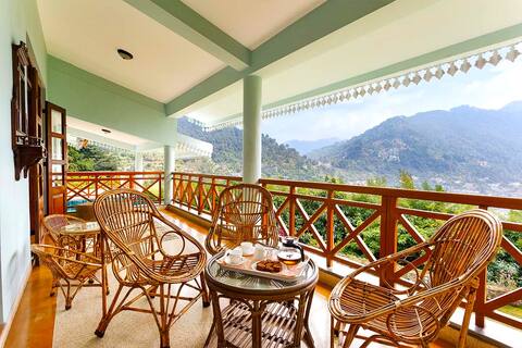 3 BD Villa ‘Guest Favourite’ Kainchi Dham, Bhimtal