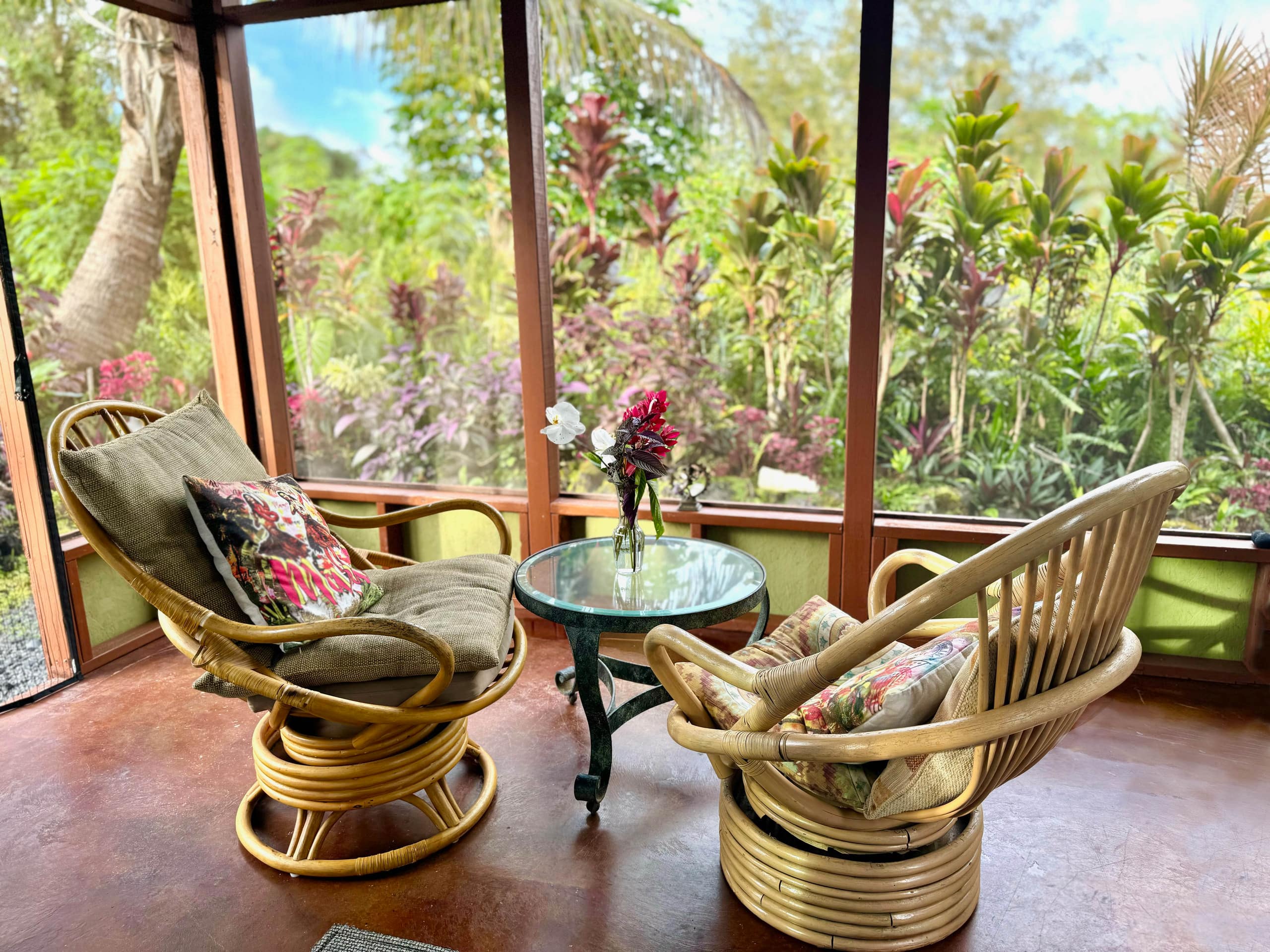 Tropical Zen Bungalow - Eco-friendly Retreat - Main photo