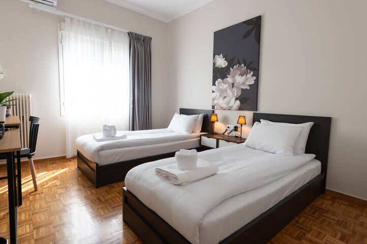 MEDLUXE SMART ACROPOLIS VACATION! gallery image 4