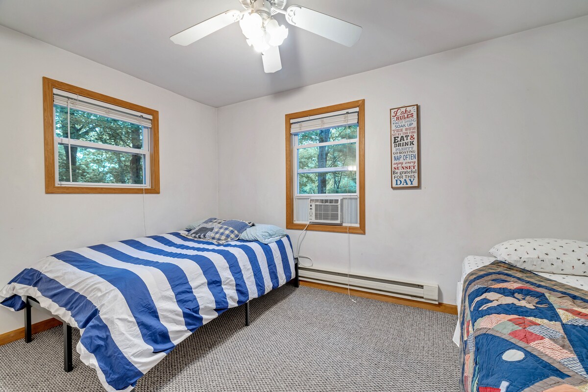 ฟูกนอนเต็มรูปแบบใหม่เตียงคู่ฟูกนอนคู่เสริมในตู้เสื้อผ้า