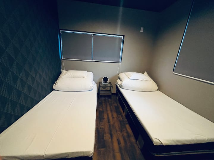 Samurise Mt.Fuji [2Beds, 1Futon] (Shared トイレ・シャワールーム