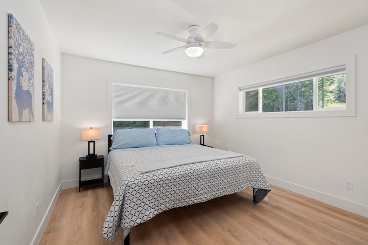 King Bedroom with Ensuite Bathroom