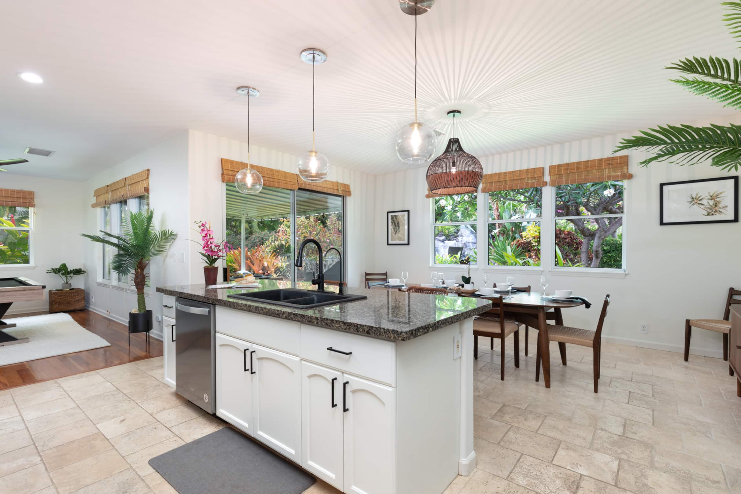 Home in Kailua-Kona · ★4.96 · 3 bedrooms · 4 beds · 2.5 baths - Image 9