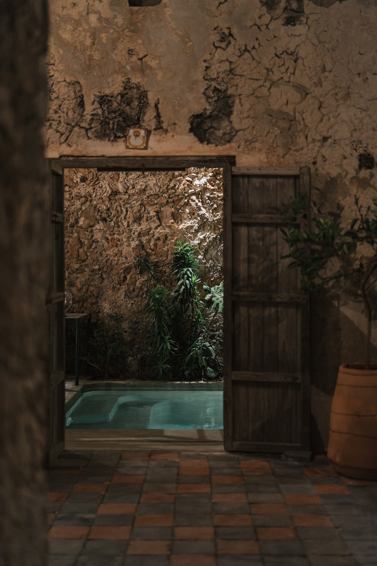 Casa Zotz, ancient stone sanctuary with lap pool in Campeche walled city — Casonas MX — photo 14