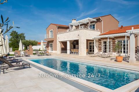 Design Villa Terra 7000m2, service 24/7