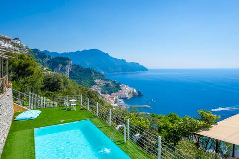 Villa Gioiello - Sea view pool with chromotherapy