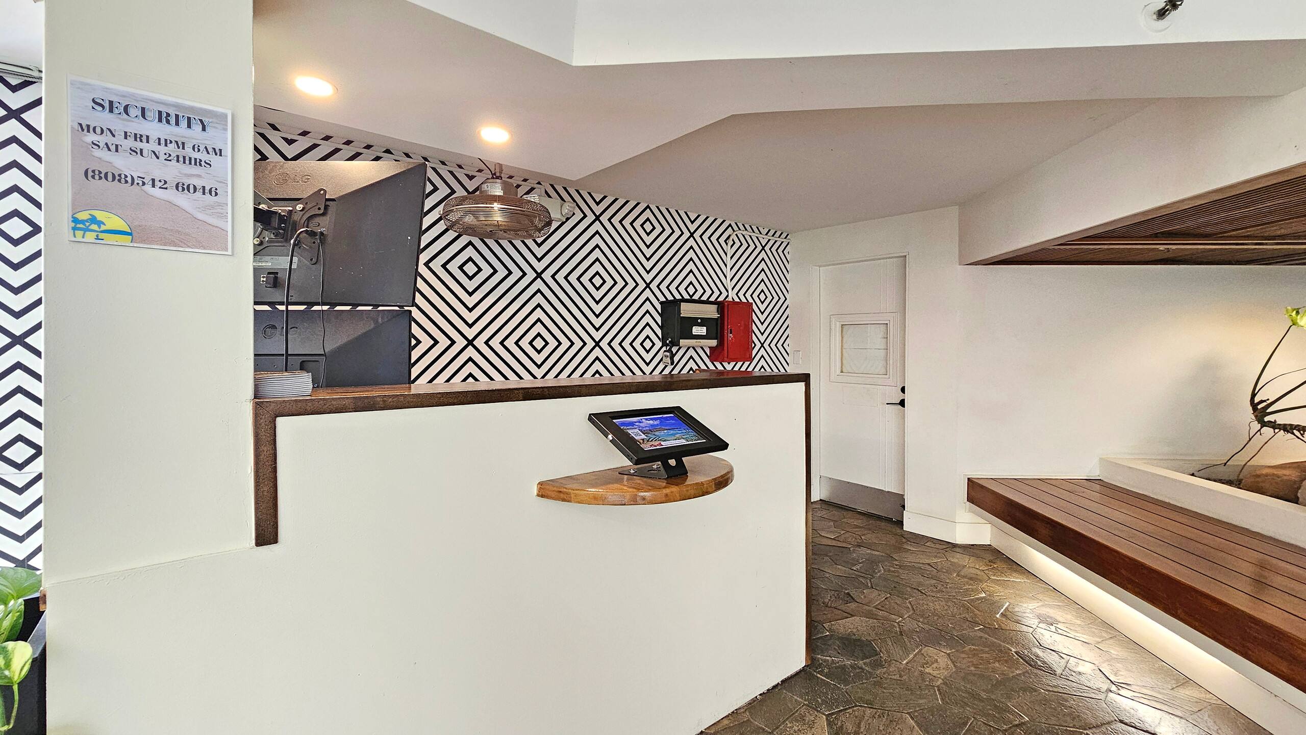 Condo in Honolulu · ★4.65 · Studio · 1 bed · 1 shared bath - Image 34