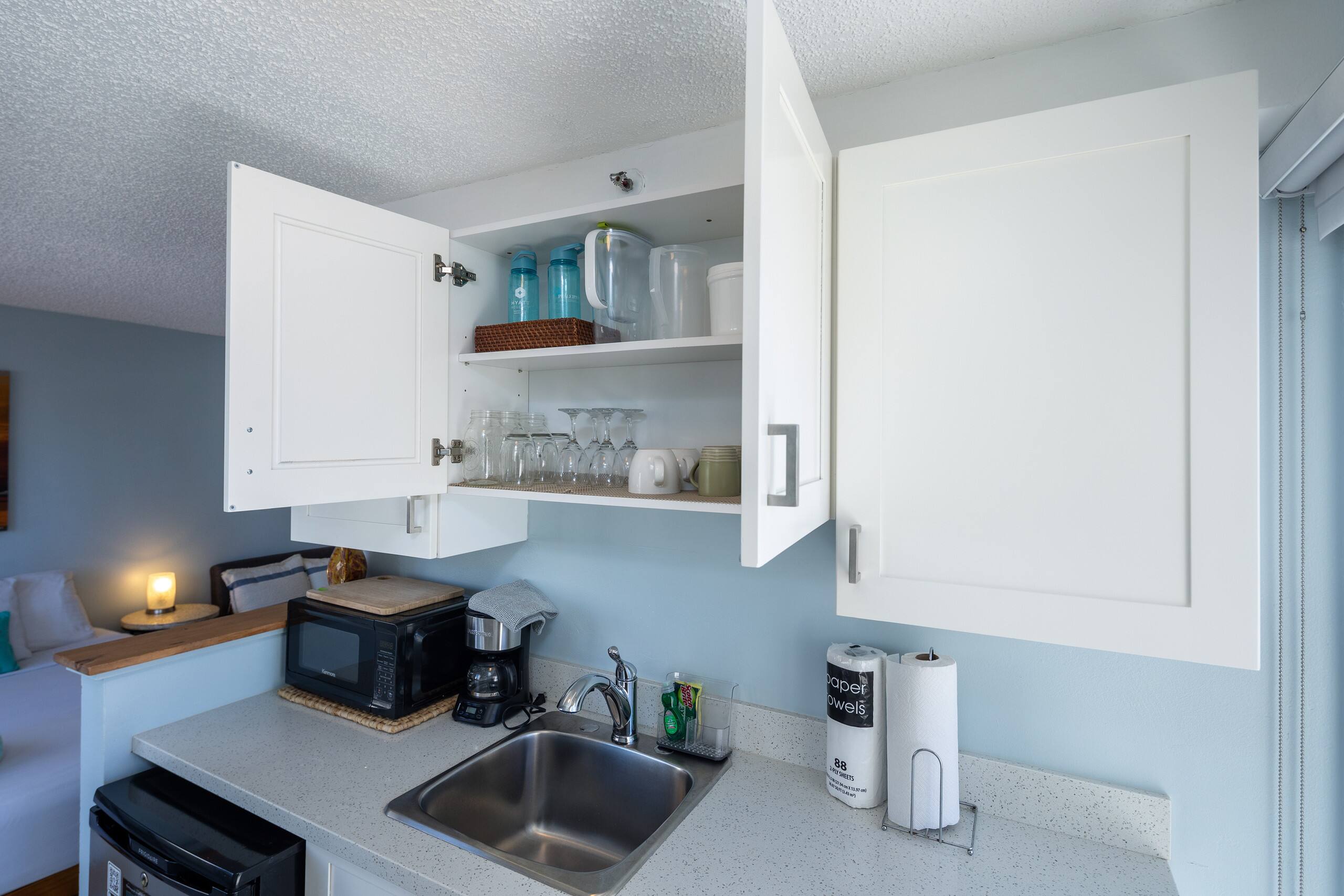 Condo in Honolulu · ★4.65 · Studio · 1 bed · 1 shared bath - Image 26