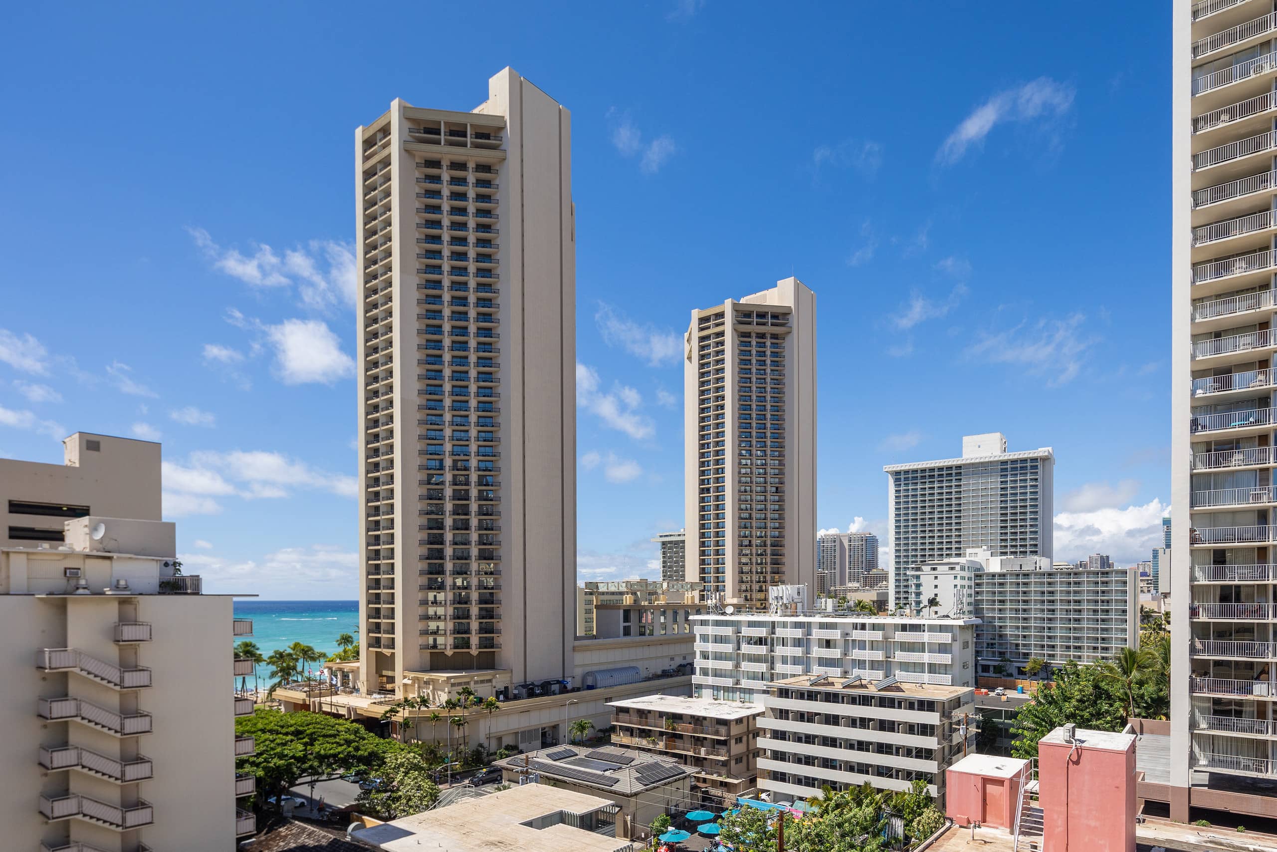 Condo in Honolulu · ★4.65 · Studio · 1 bed · 1 shared bath - Image 22