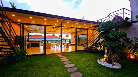 4BR Samsara Villa and Rice Field View