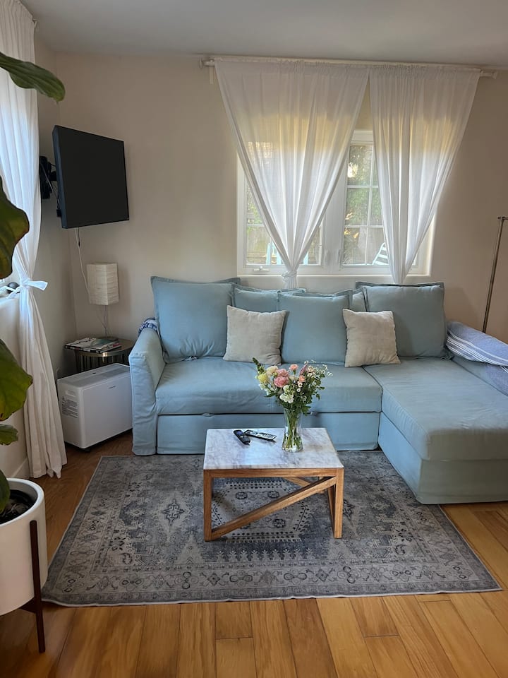 Cardiff-by-the-sea Casita