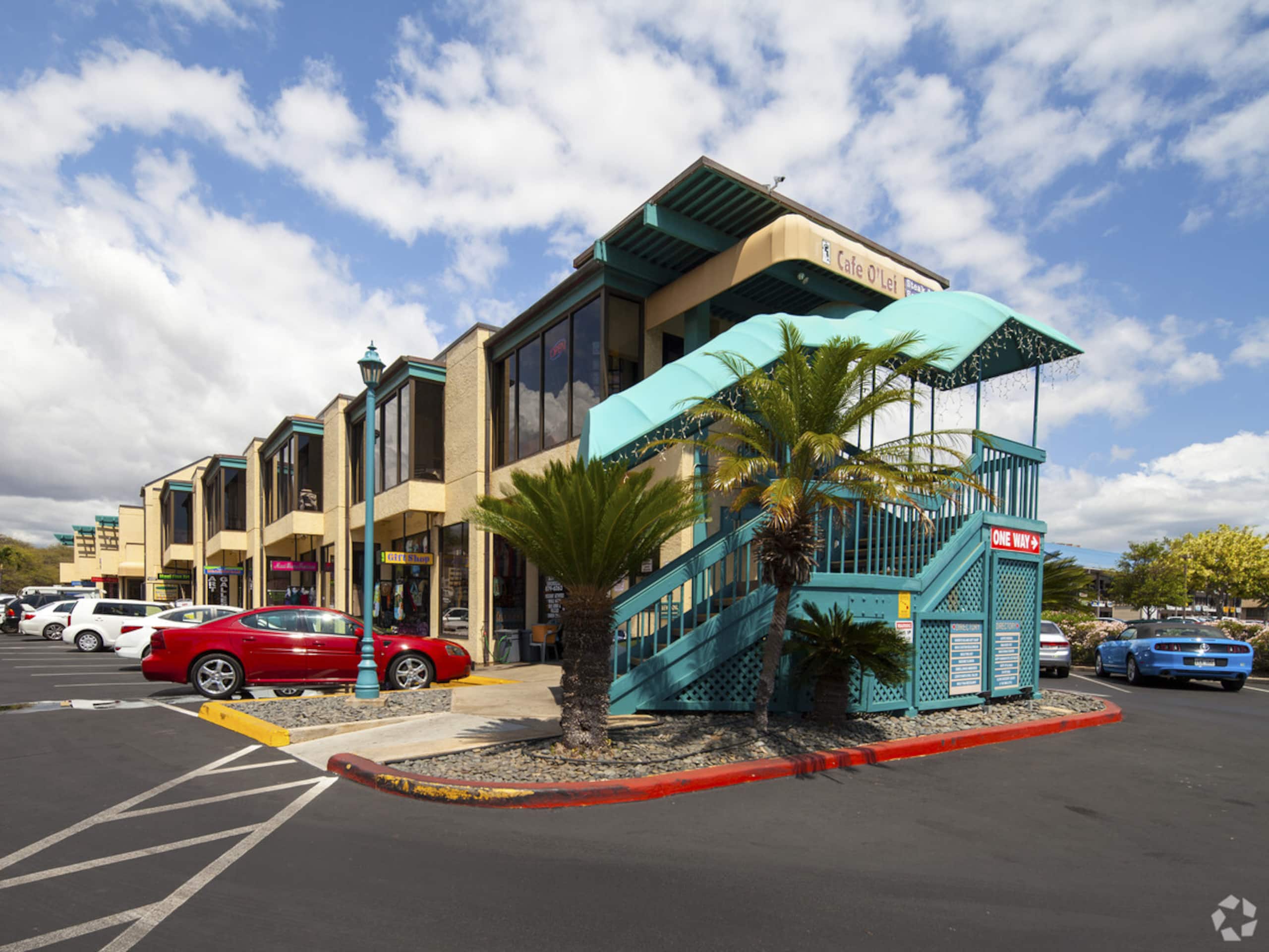 Condo in Kihei · ★4.79 · 2 bedrooms · 6 beds · 2 shared baths - Image 4