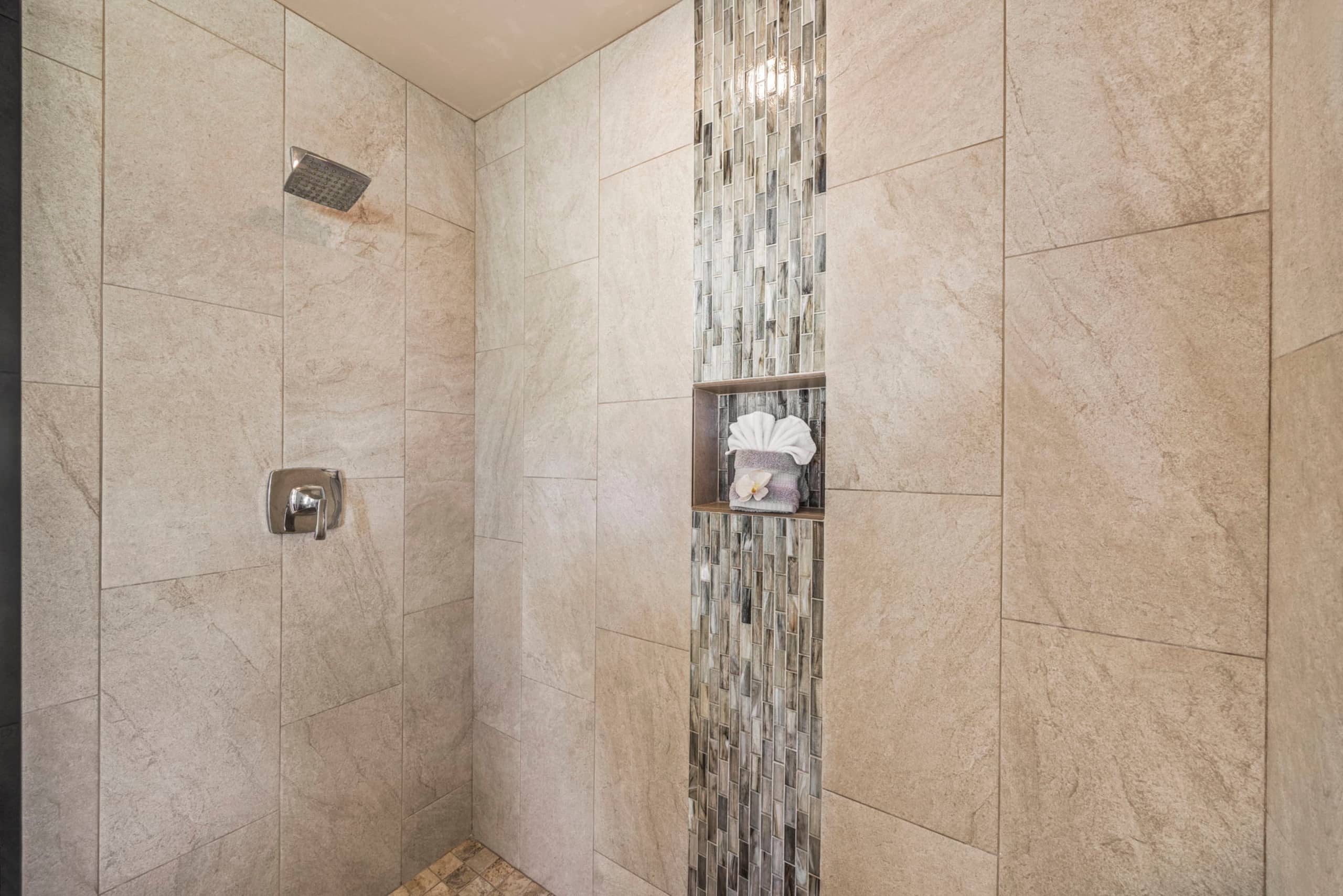 Condo in Kihei · ★4.84 · 2 bedrooms · 3 beds · 2 shared baths - Image 22