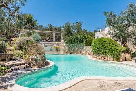 tia pool trullo
