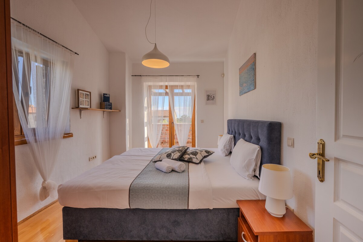 غرفة النوم 1