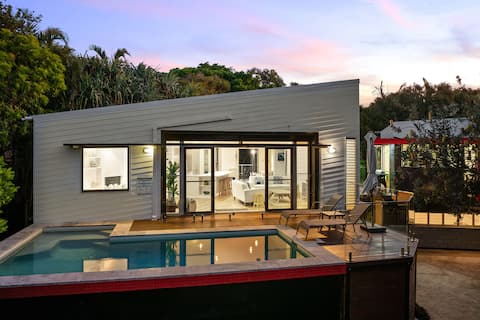 Barefoot Bungalow @ Castaways Beach W/Ocean Views