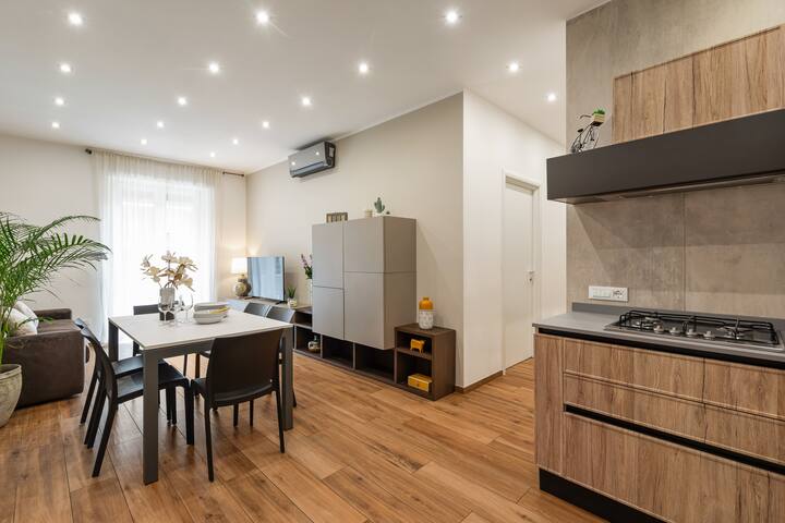 +7Pers/Spacious SAN PIETRO VATICAN AREA APARTMENT gallery image 5