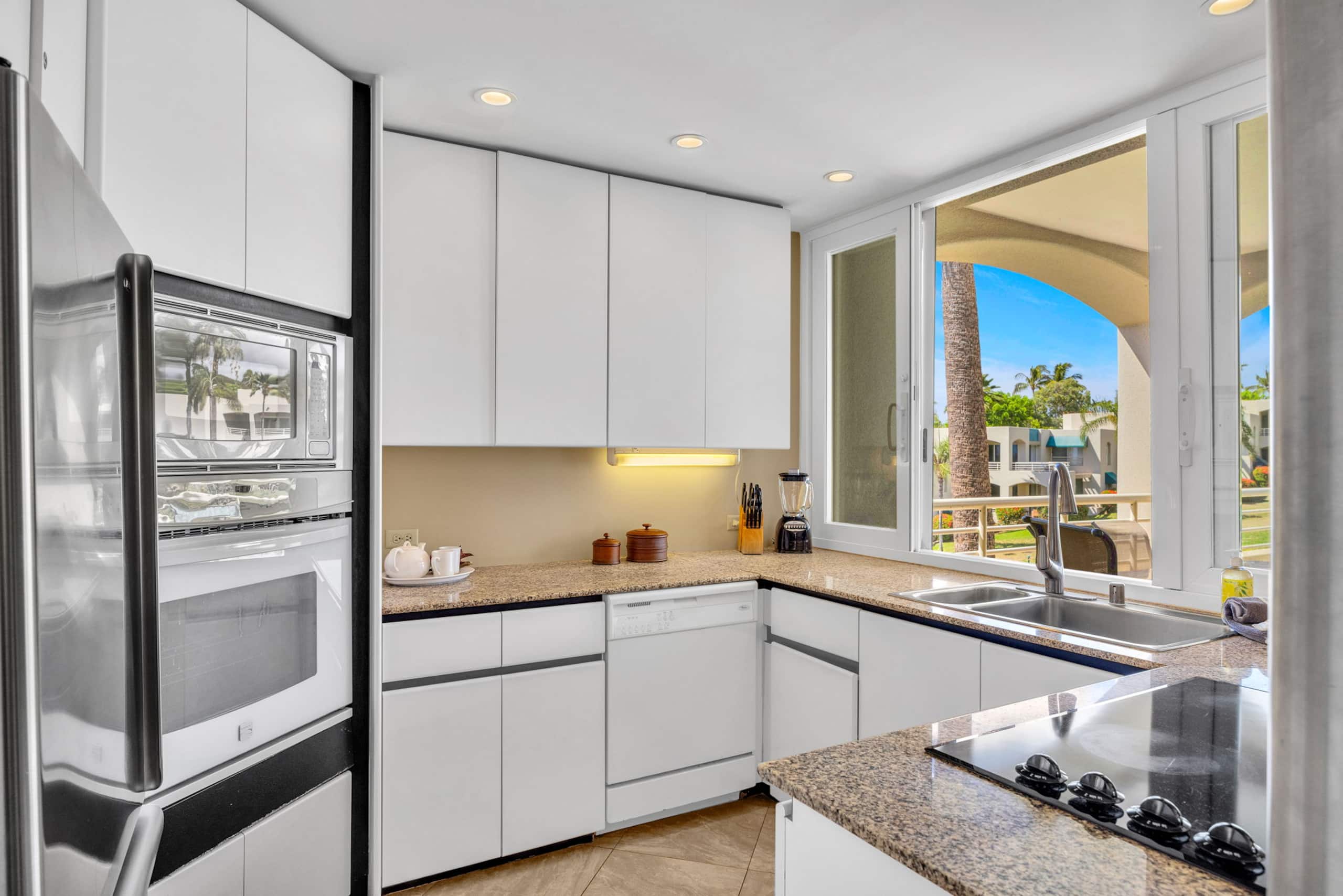 Condo in Kihei · ★4.86 · 2 bedrooms · 3 beds · 2 private baths - Image 12