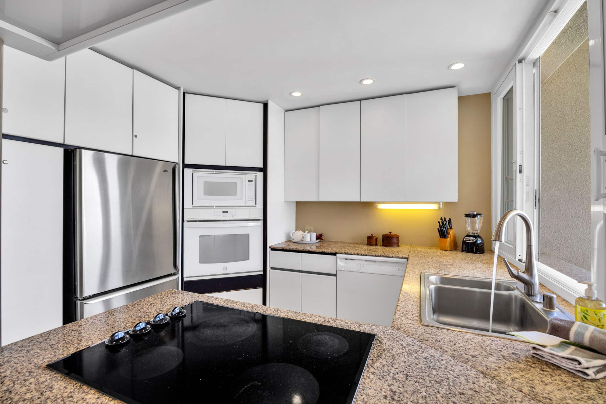 Condo in Kihei · ★4.86 · 2 bedrooms · 3 beds · 2 private baths - Image 14