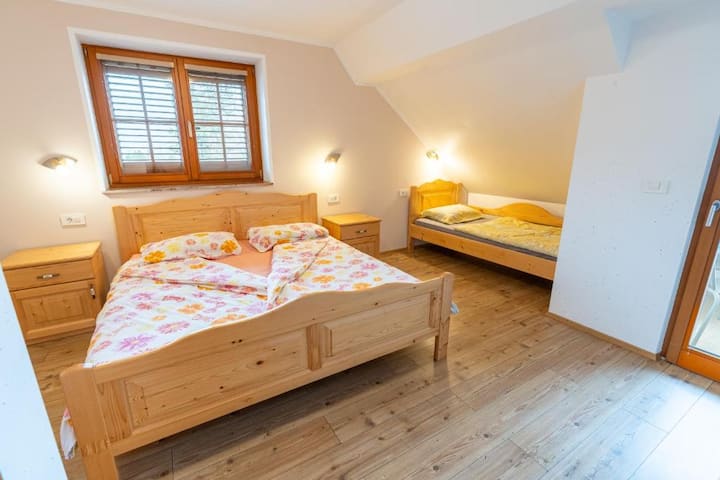 Jerman Pazlar | Apt (3+0) W Balcony - Bled